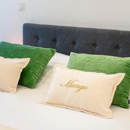 Mango Heliopolis - - Terrace - Climatisation - Parking - Village Naturiste アパート